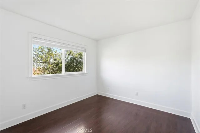 $8,950 | 4028 Coldstream Terrace, Tarzana, CA 91356