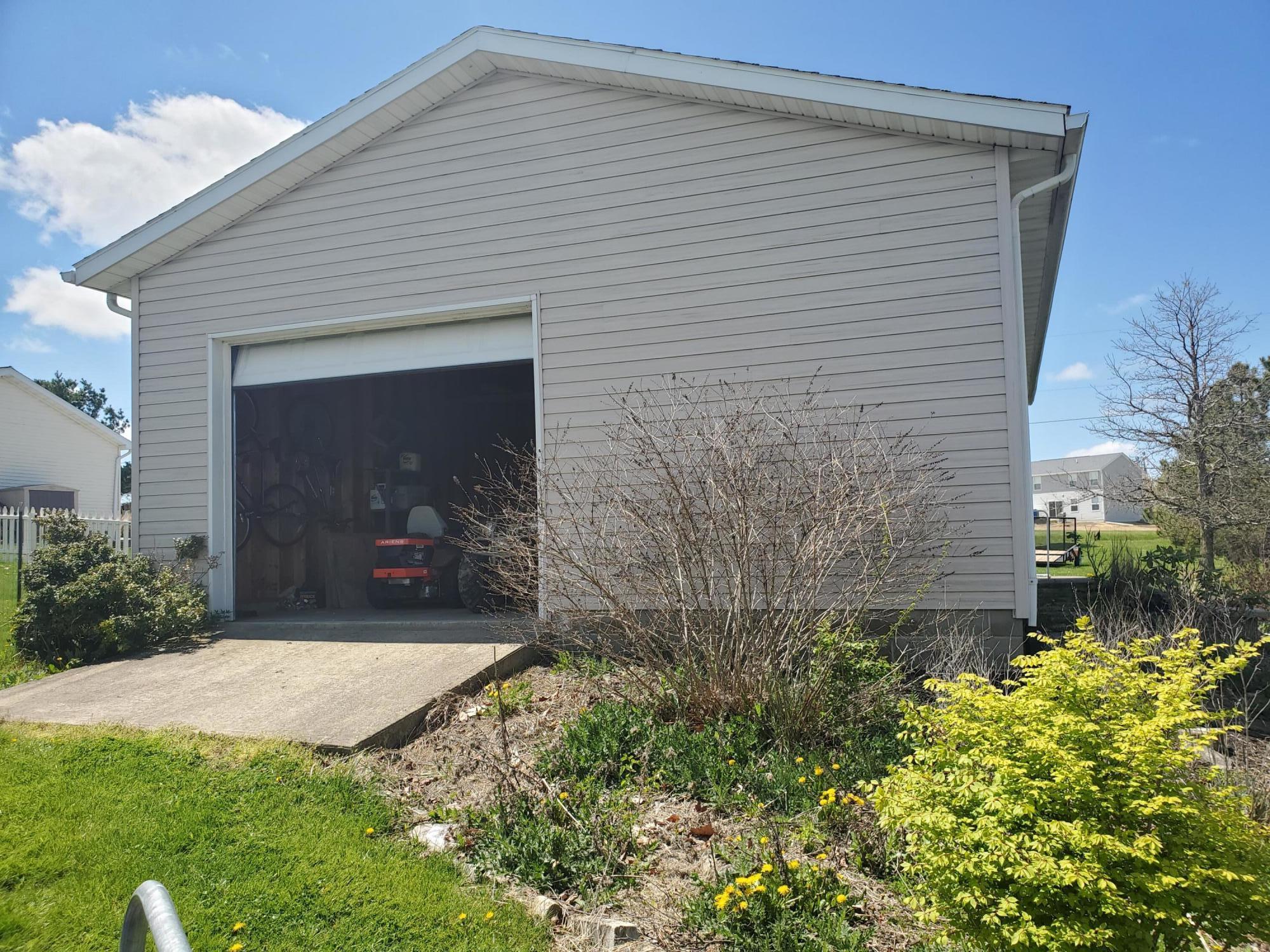 1949 East County Line Road Springfield, OH 45502 - Photo 63 of 67