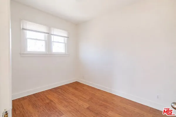 $1,450 | 537 South Kenmore Avenue, Unit 300, Los Angeles, CA 90020