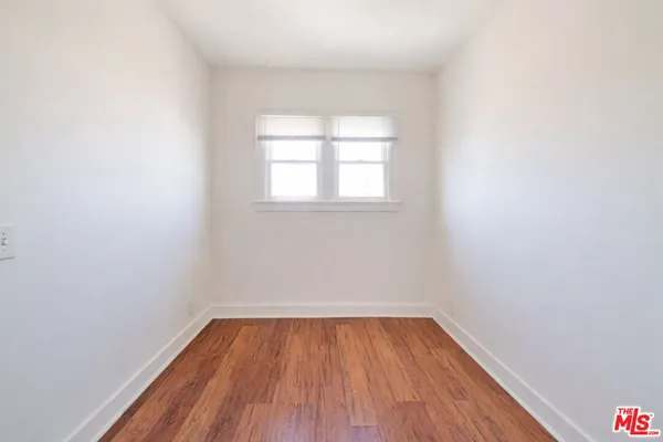 $1,450 | 537 South Kenmore Avenue, Unit 300, Los Angeles, CA 90020