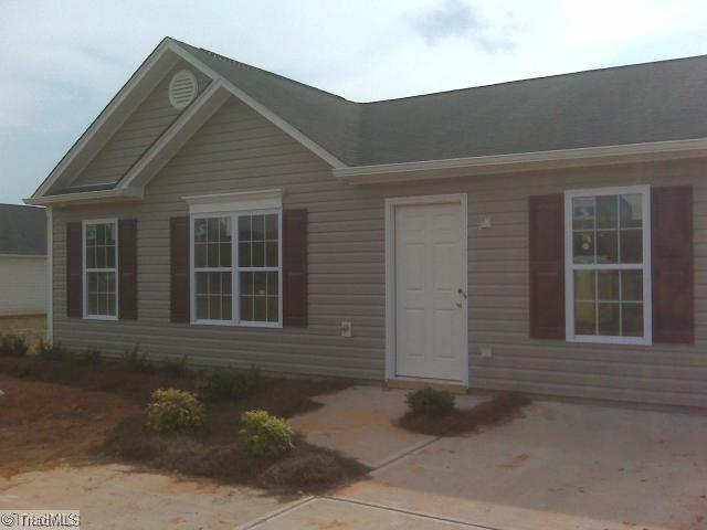 786 Bitting Hall Circle Rural Hall, NC 27045 - Photo 2 of 4 Exterior Front.