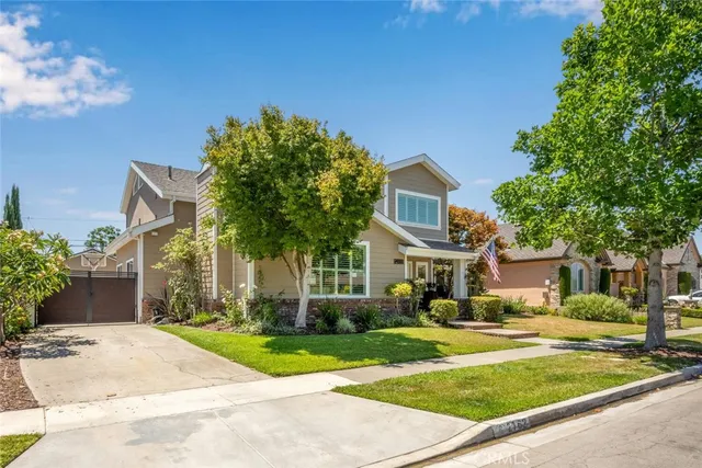 $2,649,000 | 2762 Engel Drive, Rossmoor, CA 90720