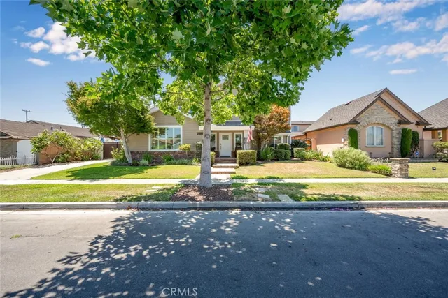 $2,649,000 | 2762 Engel Drive, Rossmoor, CA 90720