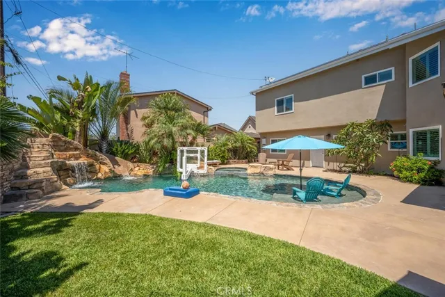 $2,649,000 | 2762 Engel Drive, Rossmoor, CA 90720
