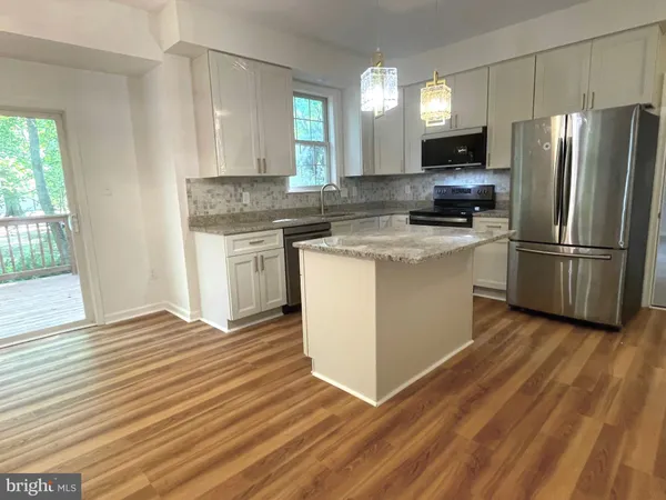 $569,900 | 14645 Balsam Court, Swan Point, MD 20645