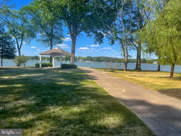$569,900 | 14645 Balsam Court, Swan Point, MD 20645