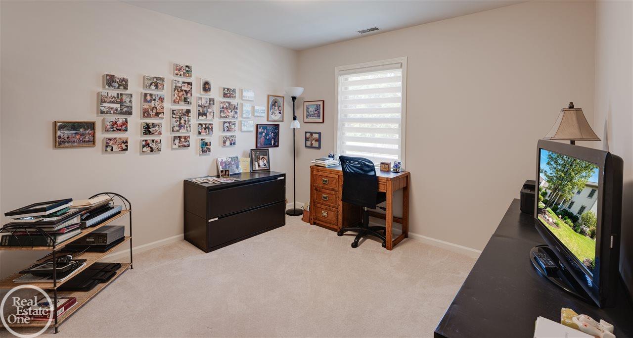 721 South Livernois Road Rochester, MI 48307 - Photo 17 of 31 50016113-16.JPG