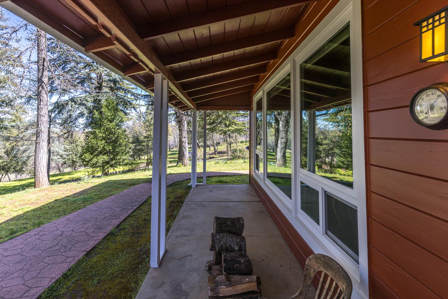 4870 Triangle Road Mariposa, CA 95338 - Photo 8 of 40 Gallery Image 8