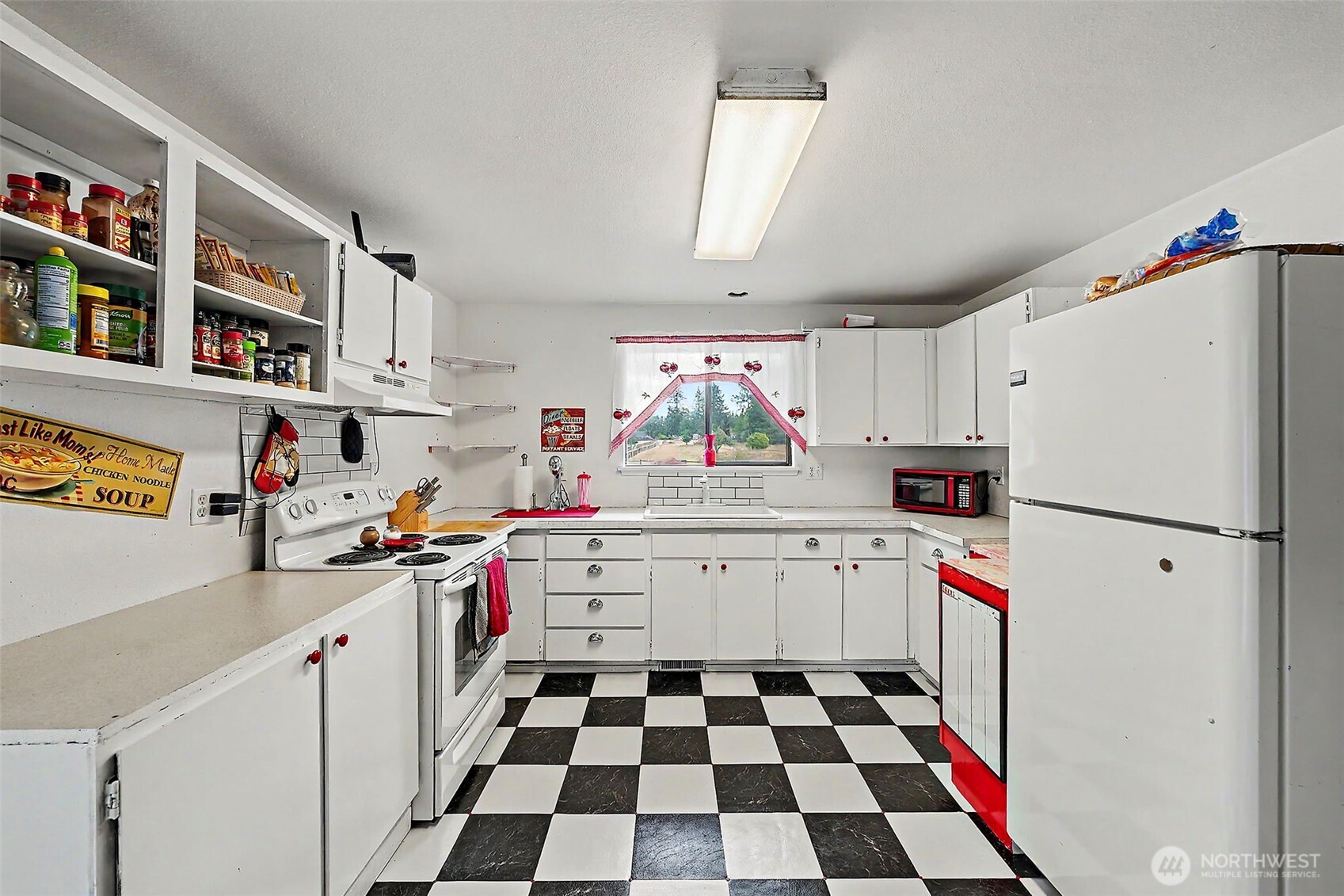 11123 Shaw Road Southeast Yelm, WA 98597 - Photo 19 of 35 Gallery Image 19