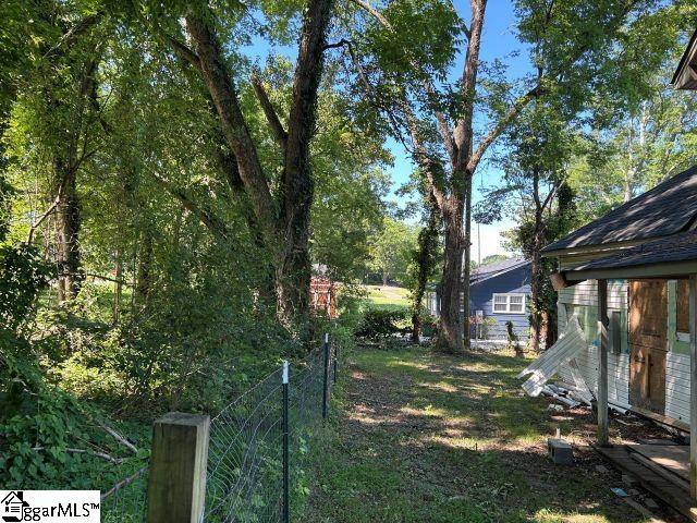 922 North Logan Street Gaffney, SC 29341 - Photo 29 of 30
