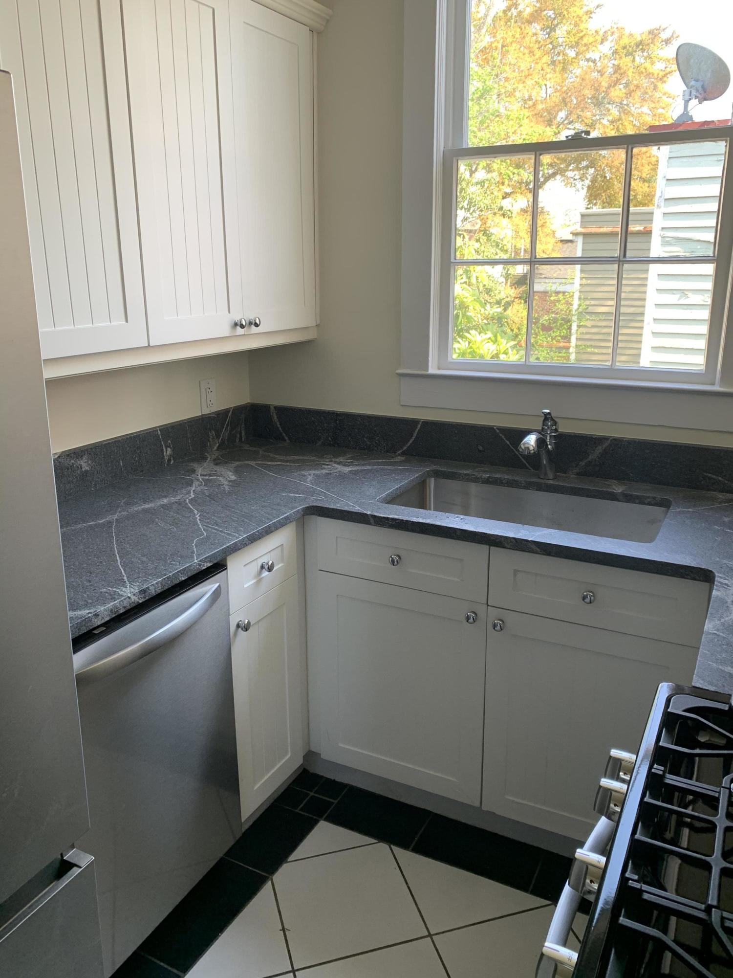 230 Rutledge Avenue, Unit A Charleston, SC 29403 - Photo 5 of 22 0352170D-86EF-4A62-8A04-3BBB5C4F1699