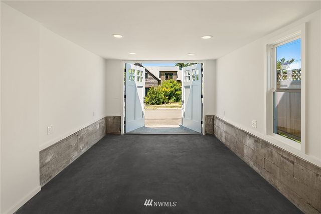 $1,415,000 | 3622 29th Avenue West, Seattle, WA 98199