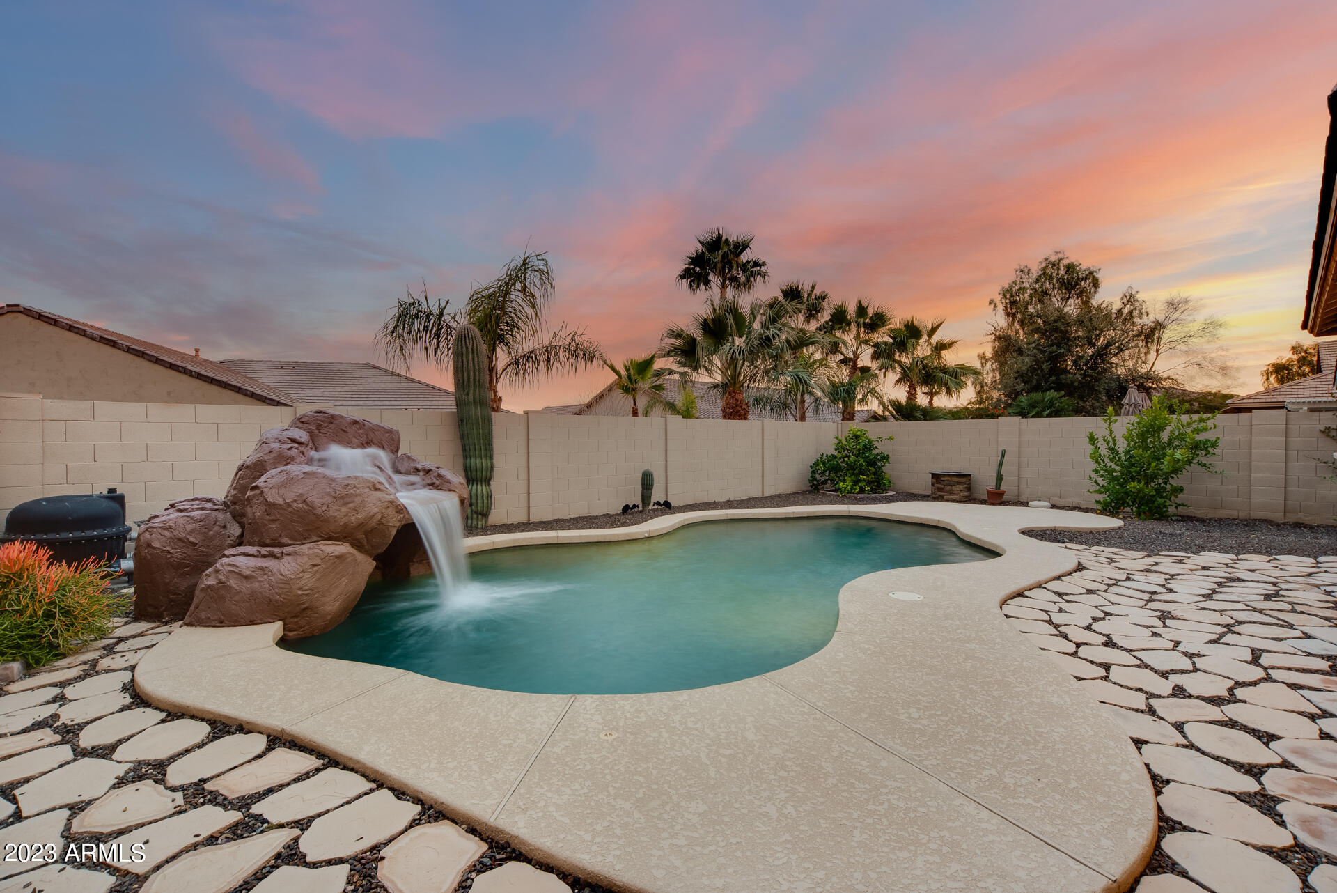 5225 West Red Bird Road Phoenix, AZ 85083 - Photo 23 of 32 Gallery Image 23