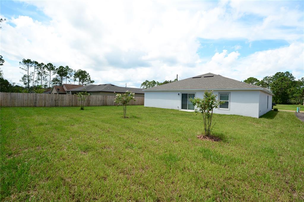 11 Roxland Lane Palm Coast, FL 32164 - Photo 2 of 31