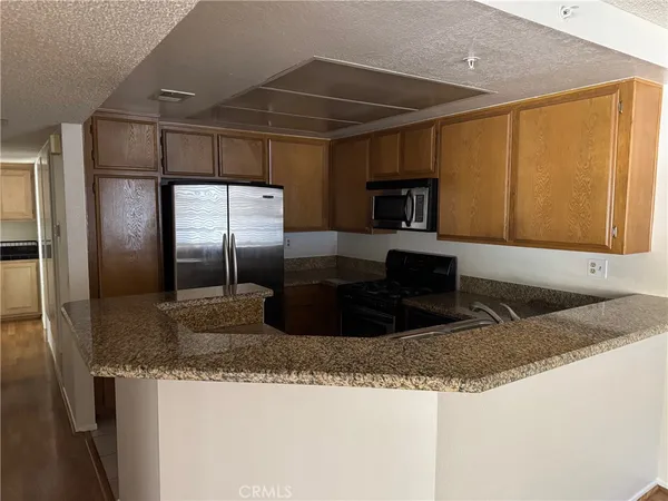 $3,000 | 1784 Shady Oaks Court, Azusa, CA 91702