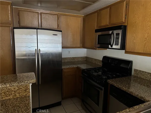 $3,000 | 1784 Shady Oaks Court, Azusa, CA 91702