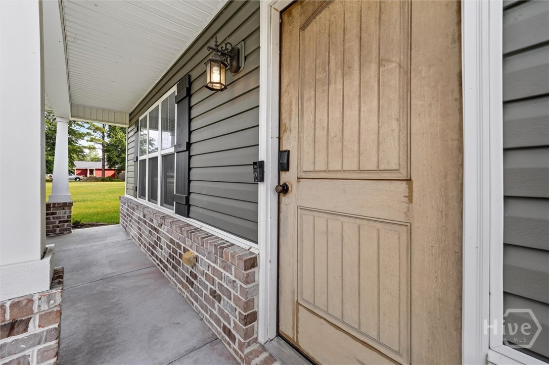 204 Steeple Run Clyo, GA 31303 - Photo 5 of 41 Gallery Image 5