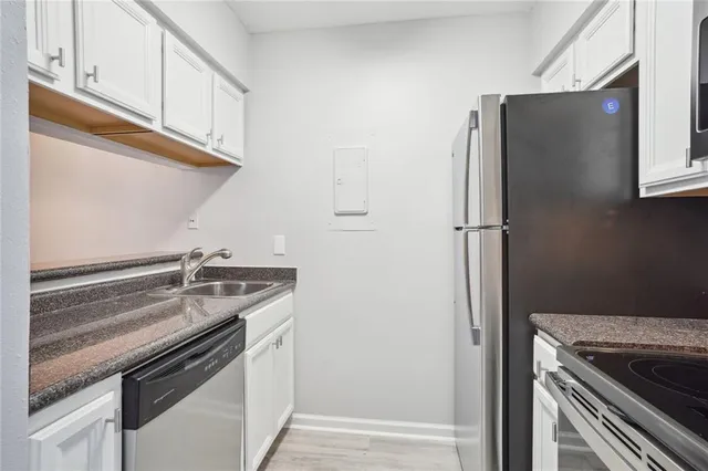 $1,195 | 4101 Hessmer Avenue, Unit 220, Metairie, LA 70002