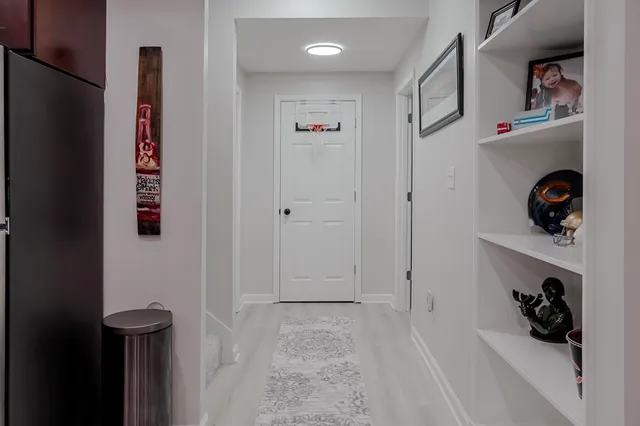 a view of house with garden