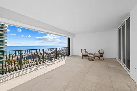 a view of terrace with city view