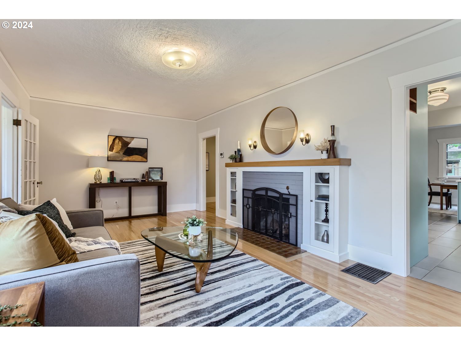 7635 Southeast 17th Avenue Portland, OR 97202 - Photo 4 of 44