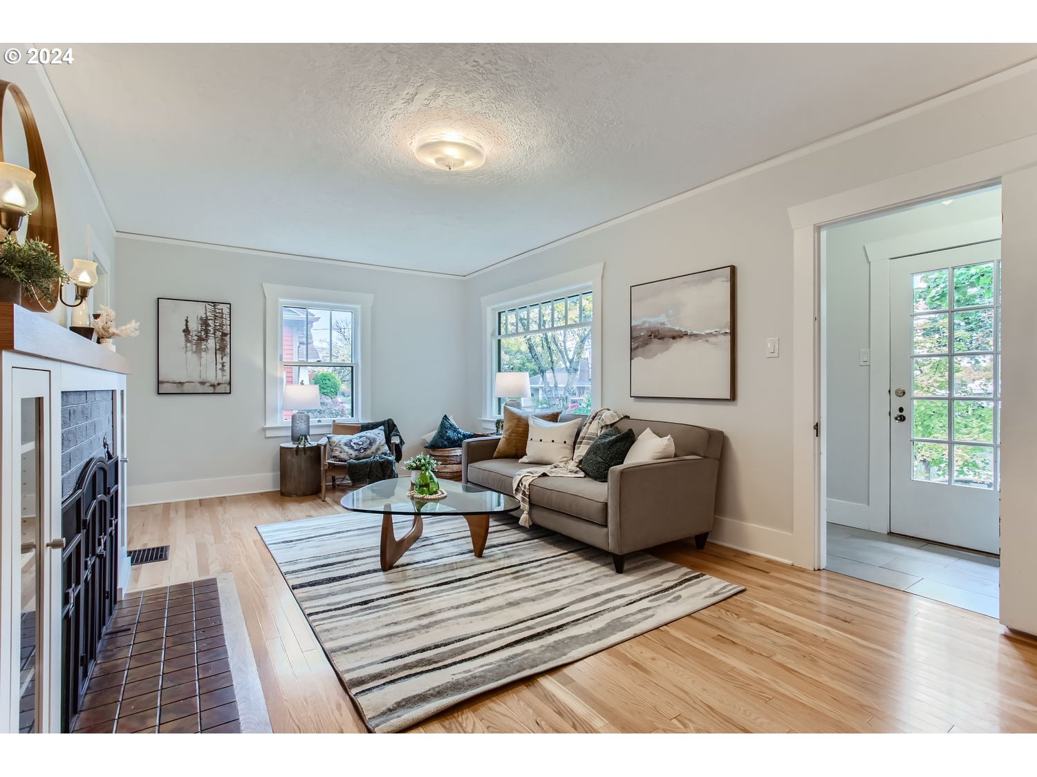 7635 Southeast 17th Avenue Portland, OR 97202 - Photo 5 of 44