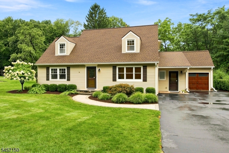 511 Openaki Road Denville, NJ 07834 - Photo 3 of 50 Gallery Image 3