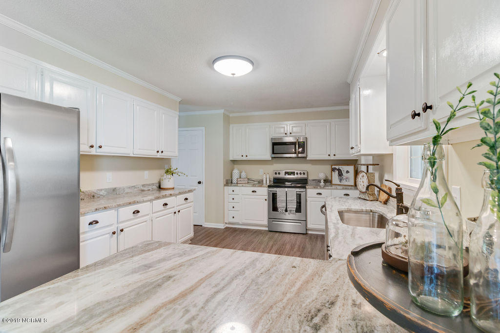 1013 Beech Tree Road Jacksonville, NC 28546 - Photo 14 of 37 IMG_7341