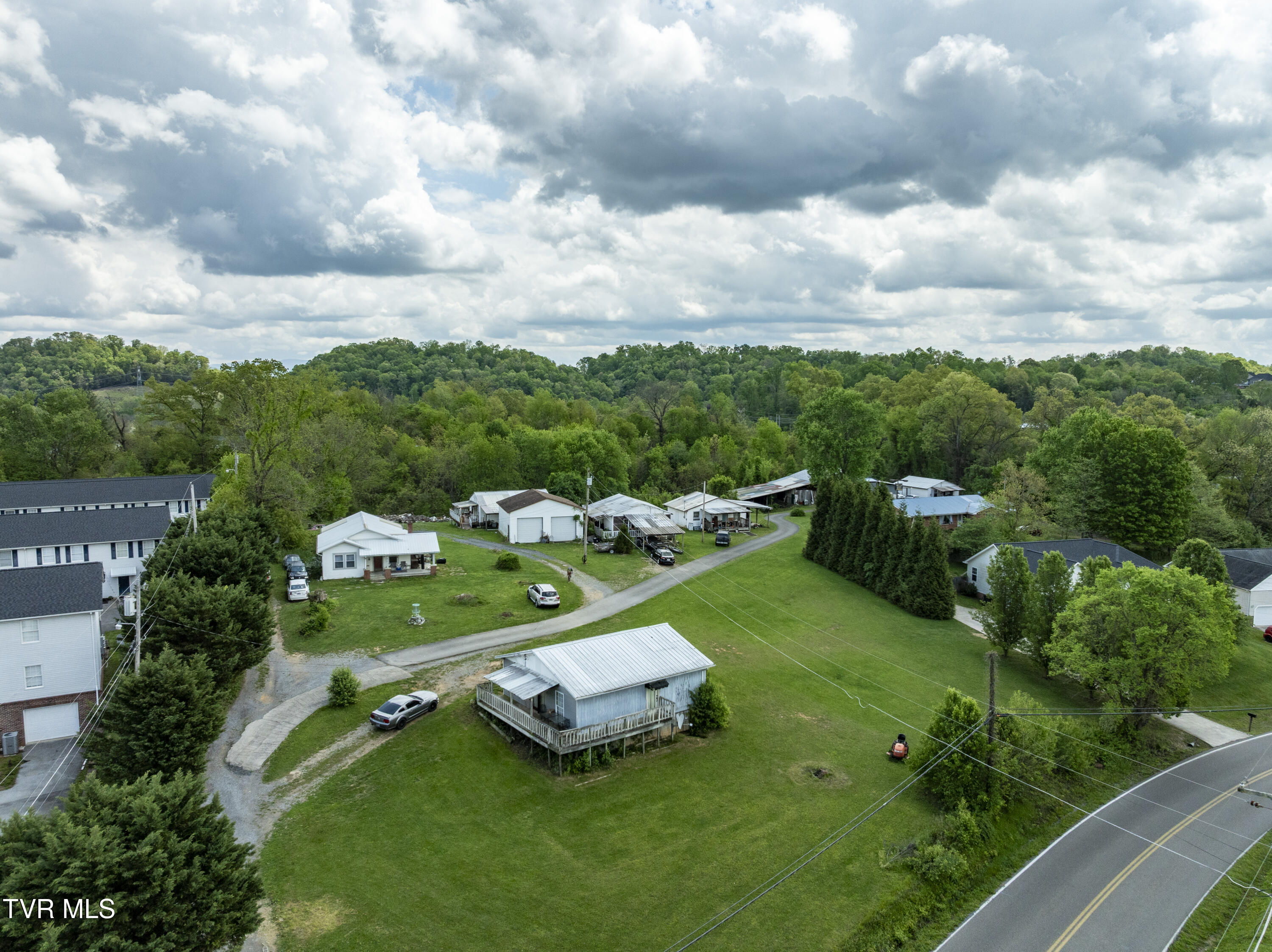 166-178 Gray Station Road Johnson City, TN 37615 - Photo 3 of 49 GrayStationRd-aerials-1