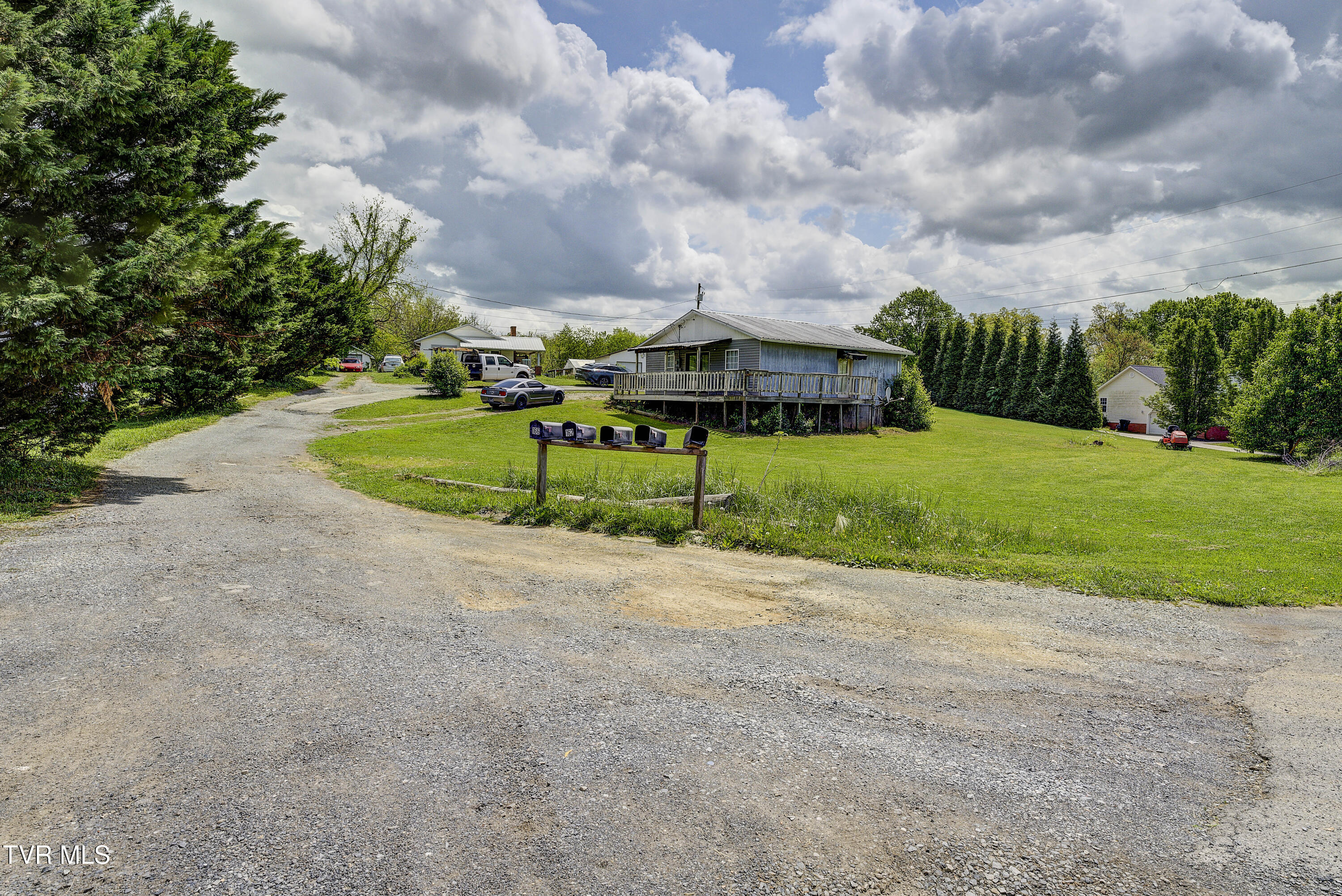 166-178 Gray Station Road Johnson City, TN 37615 - Photo 8 of 49 GrayStationRd-29