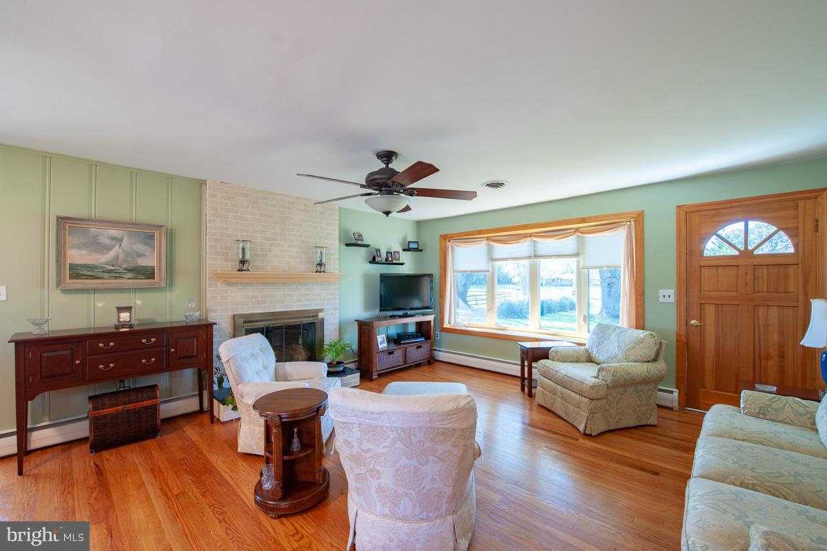 3395 Davidsonville Road Davidsonville, MD 21035 - Photo 3 of 28 Gallery Image 3