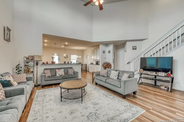 $1,975 | 7402 Anchors Peak, San Antonio, TX 78244