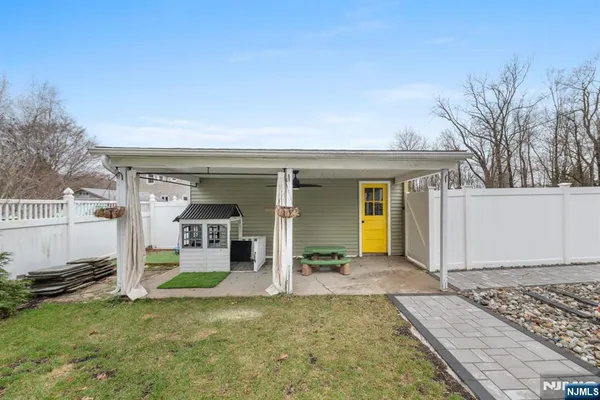 $560,000 | 113 Meadowbrook Avenue, Wanaque, NJ 07465