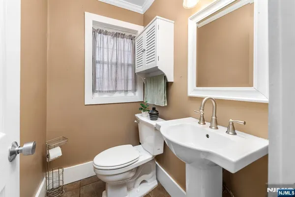 $560,000 | 113 Meadowbrook Avenue, Wanaque, NJ 07465
