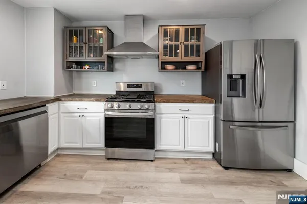 $560,000 | 113 Meadowbrook Avenue, Wanaque, NJ 07465