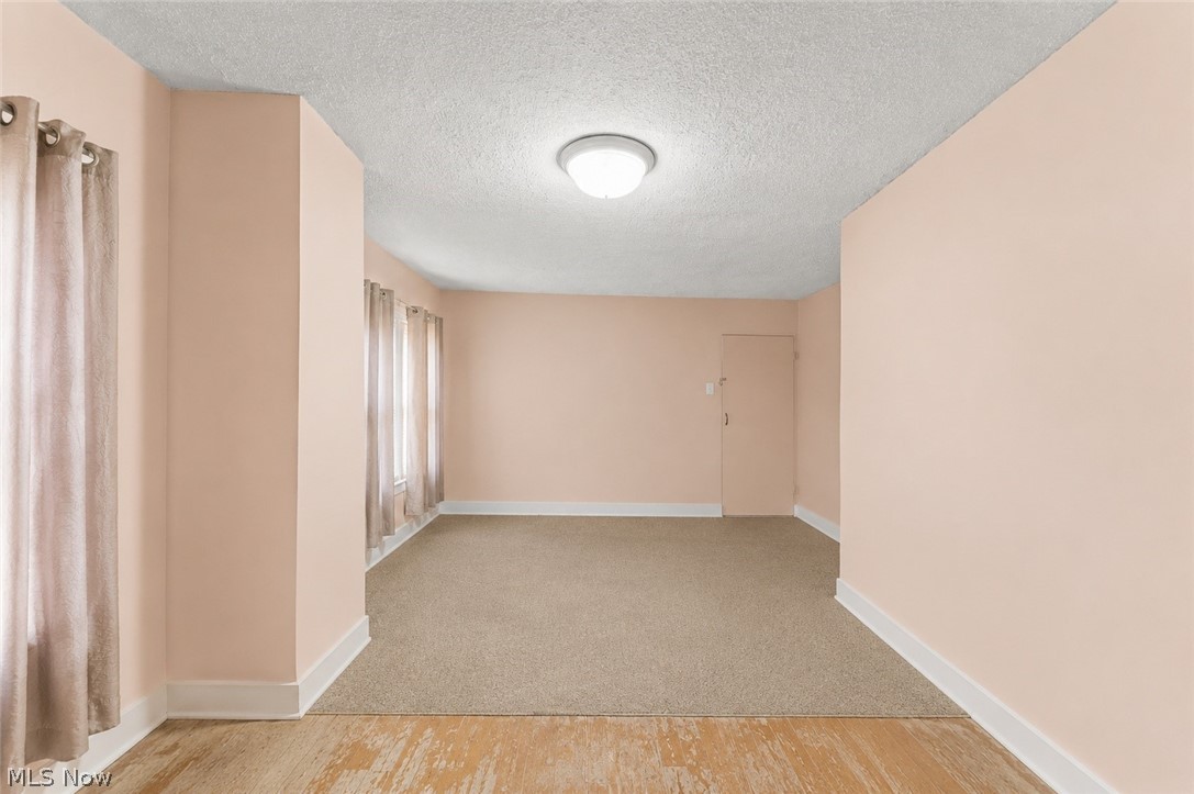 18914 Neff Road Cleveland, OH 44119 - Photo 19 of 23 Gallery Image 19