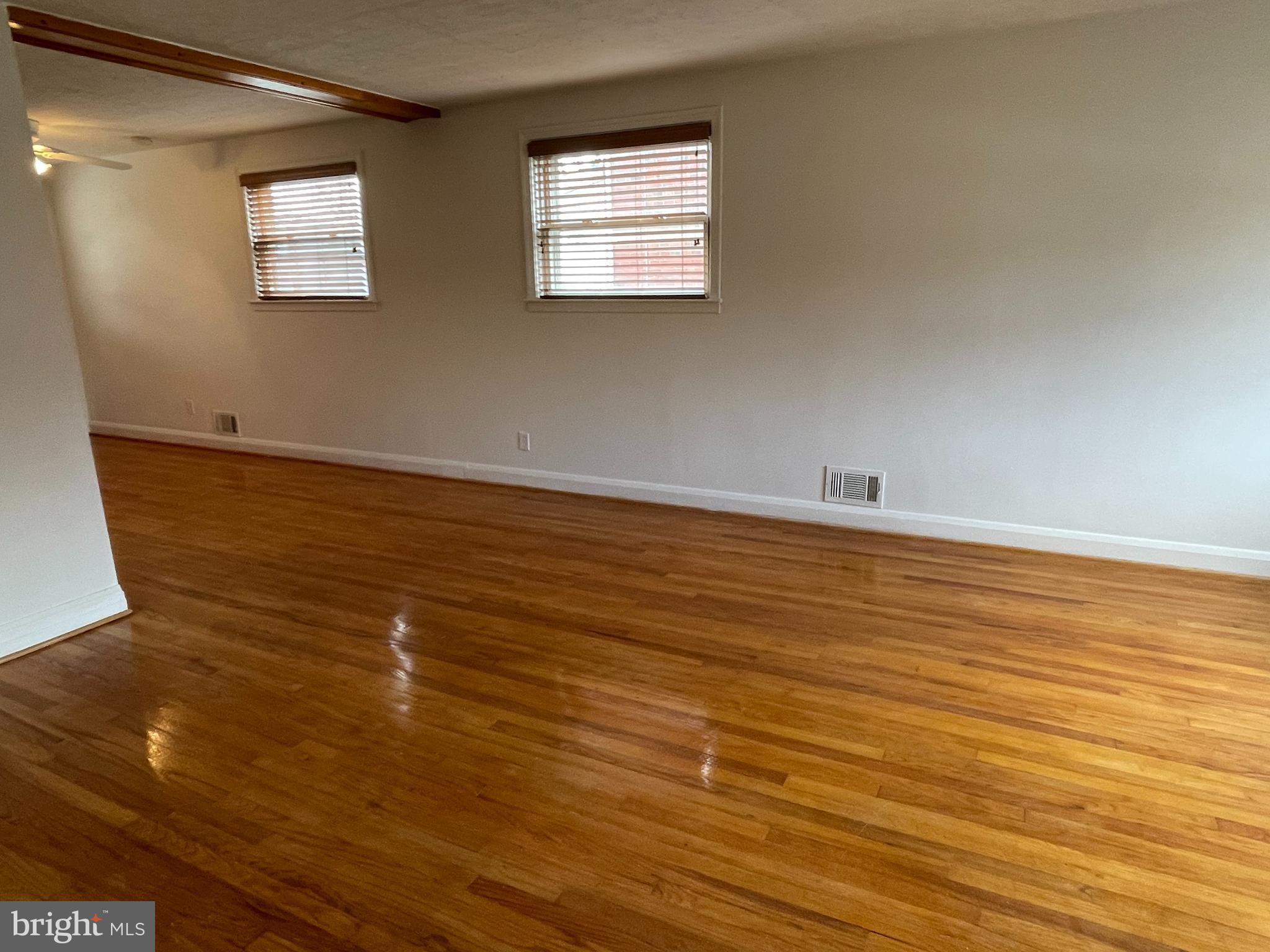 1337 Dalton Road Baltimore, MD 21234 - Photo 5 of 32 Gallery Image 5