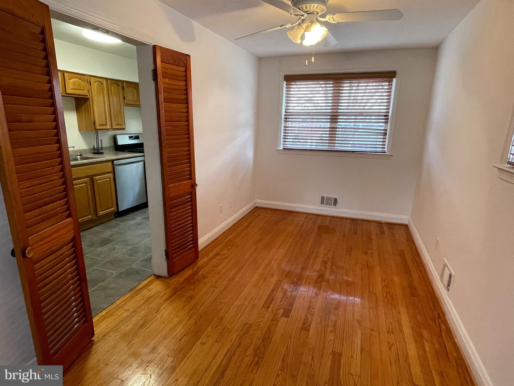 1337 Dalton Road Baltimore, MD 21234 - Photo 8 of 32 Gallery Image 8