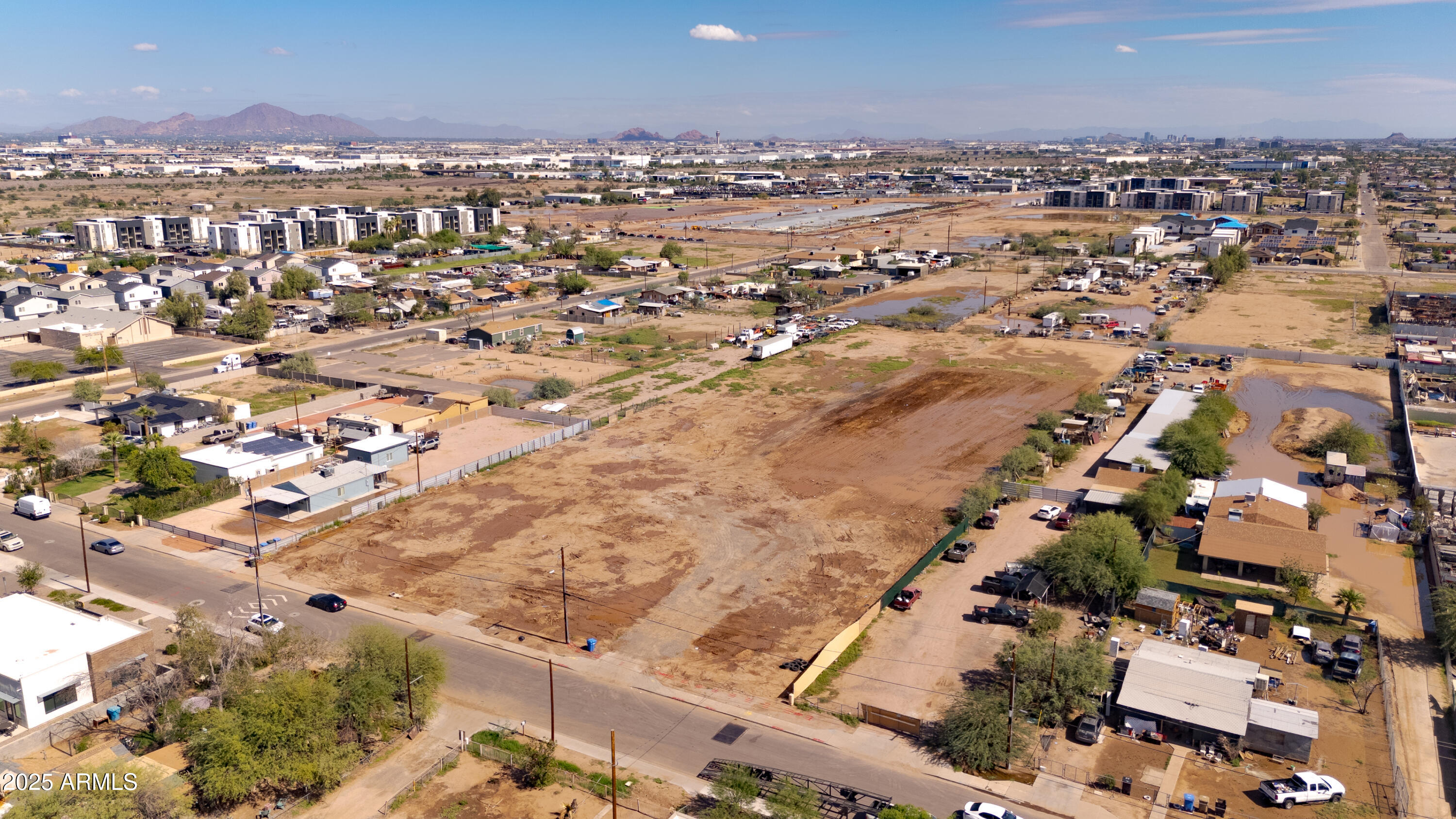4035 South 9th Street, Unit 20/22 Phoenix, AZ 85040 - Photo 16 of 45 an aerial view of a city
