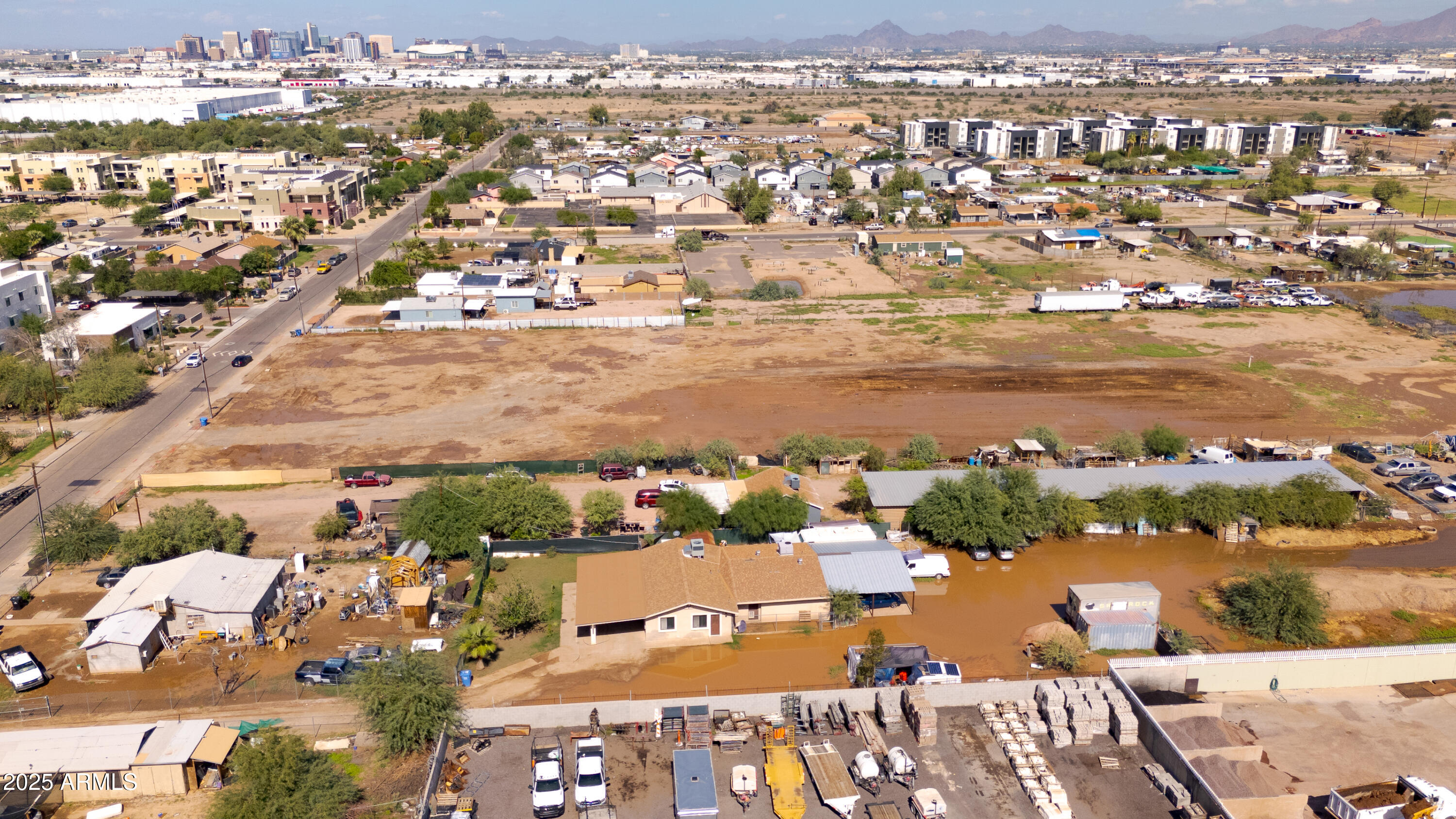 4035 South 9th Street, Unit 20/22 Phoenix, AZ 85040 - Photo 35 of 45 an aerial view of a city