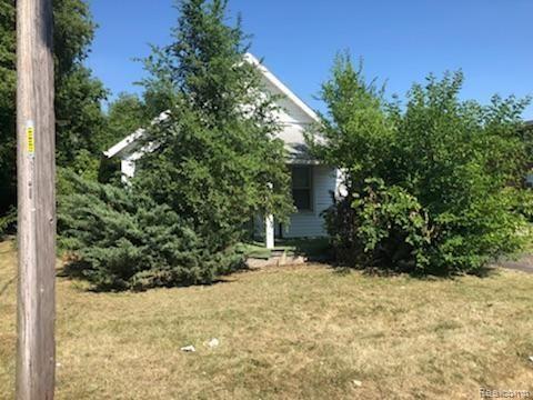 3733 Spruce Street Inkster, MI 48141 - Photo 1 of 10
