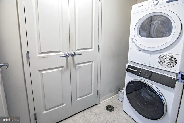 $2,400 | 105 Christina Landing Drive, Unit 1108, Wilmington, DE 19801