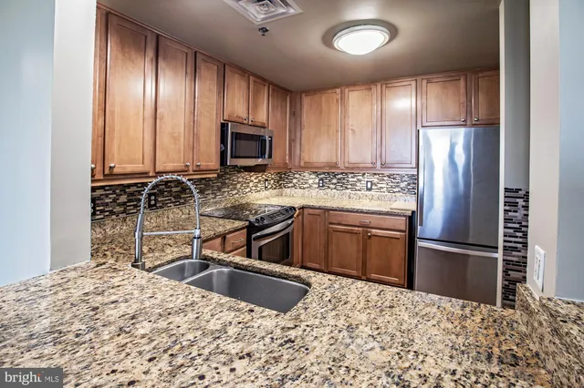 $2,400 | 105 Christina Landing Drive, Unit 1108, Wilmington, DE 19801