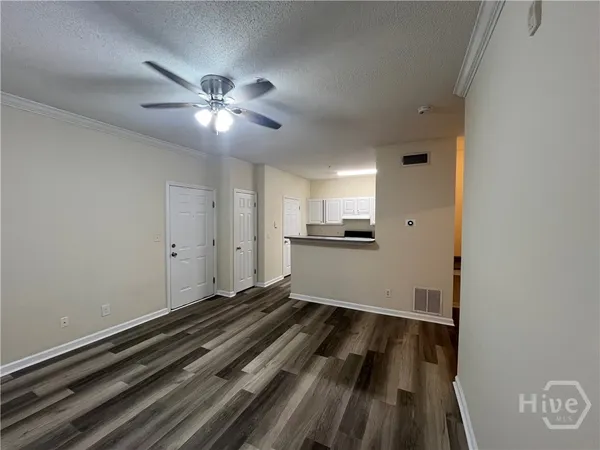 $1,250 | 3204 Walden Park Drive, Savannah, GA 31410