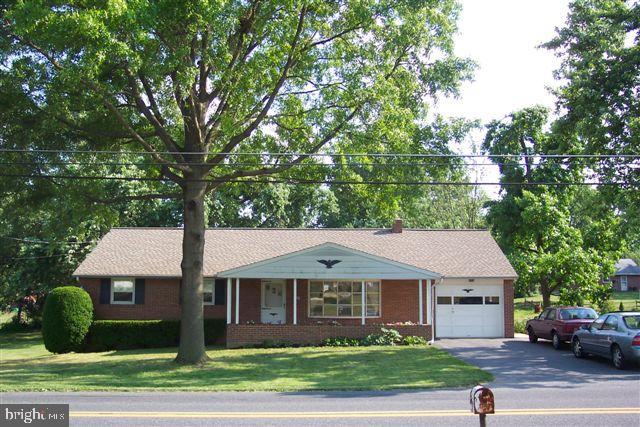 208 Landis Valley Road Lititz, PA 17543 - Photo 1 of 6