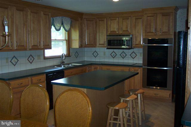 208 Landis Valley Road Lititz, PA 17543 - Photo 4 of 6