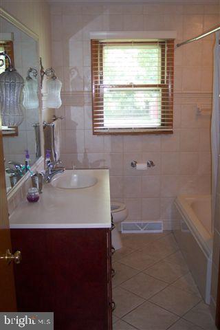 208 Landis Valley Road Lititz, PA 17543 - Photo 6 of 6