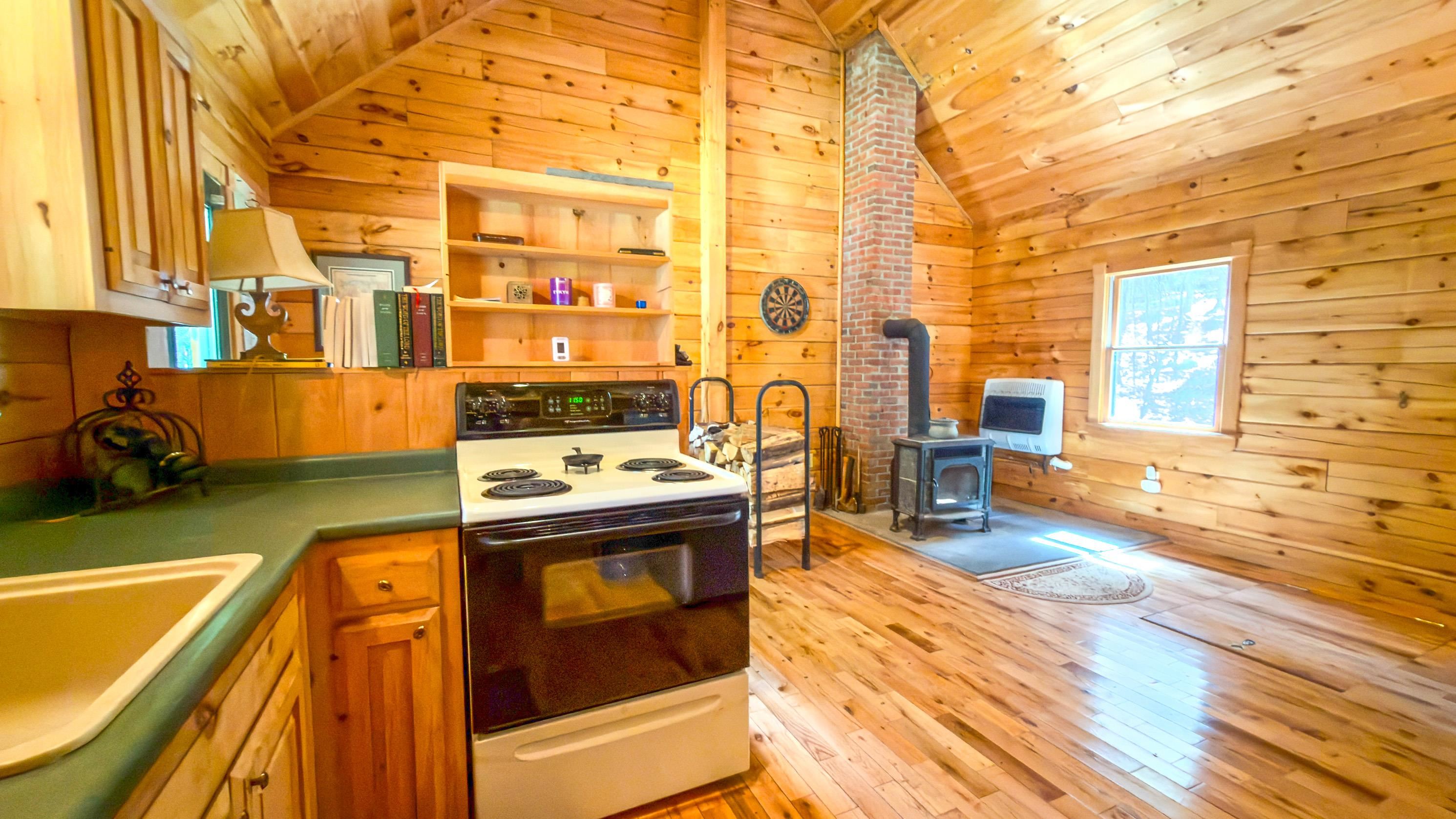 701 Kidder Hood Road West Fairlee, VT 05033 - Photo 17 of 27