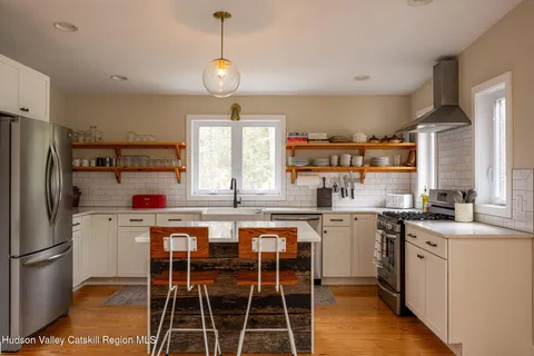 $1,195,000 | 30 Dawson Lane, Kerhonkson, NY 12446