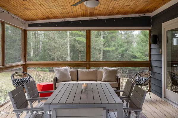 $1,195,000 | 30 Dawson Lane, Kerhonkson, NY 12446